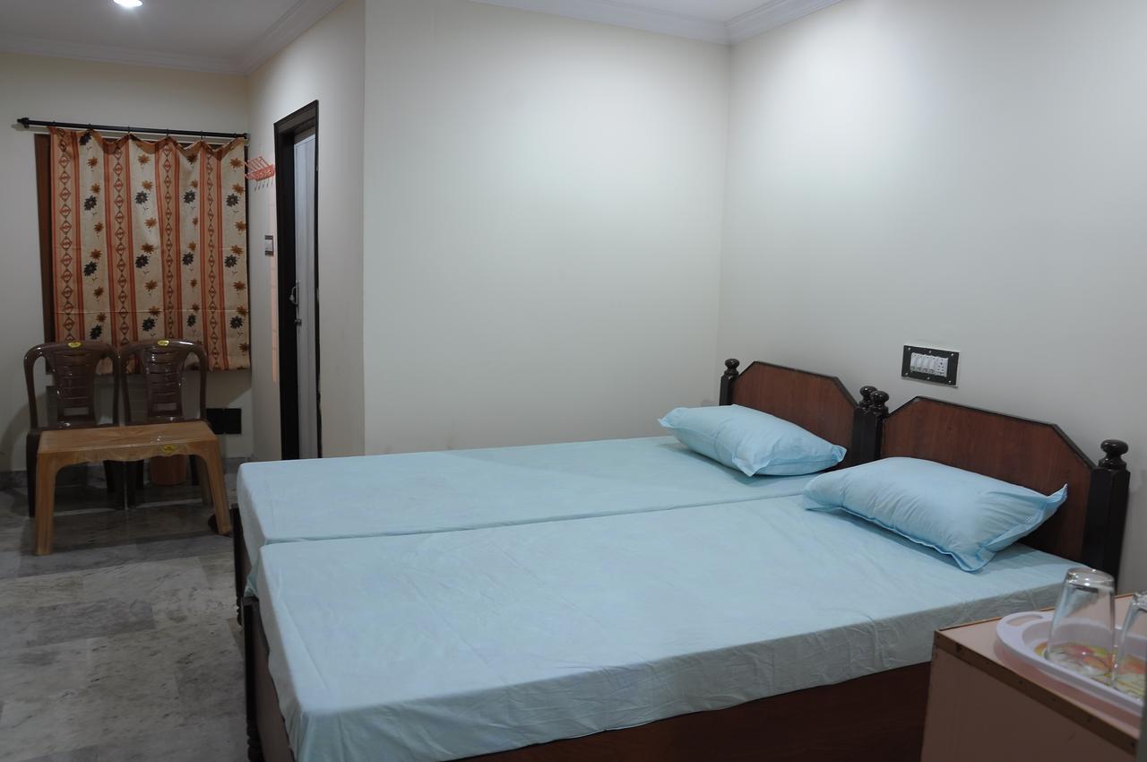 Vani Lodge Visakhapatnam Ngoại thất bức ảnh