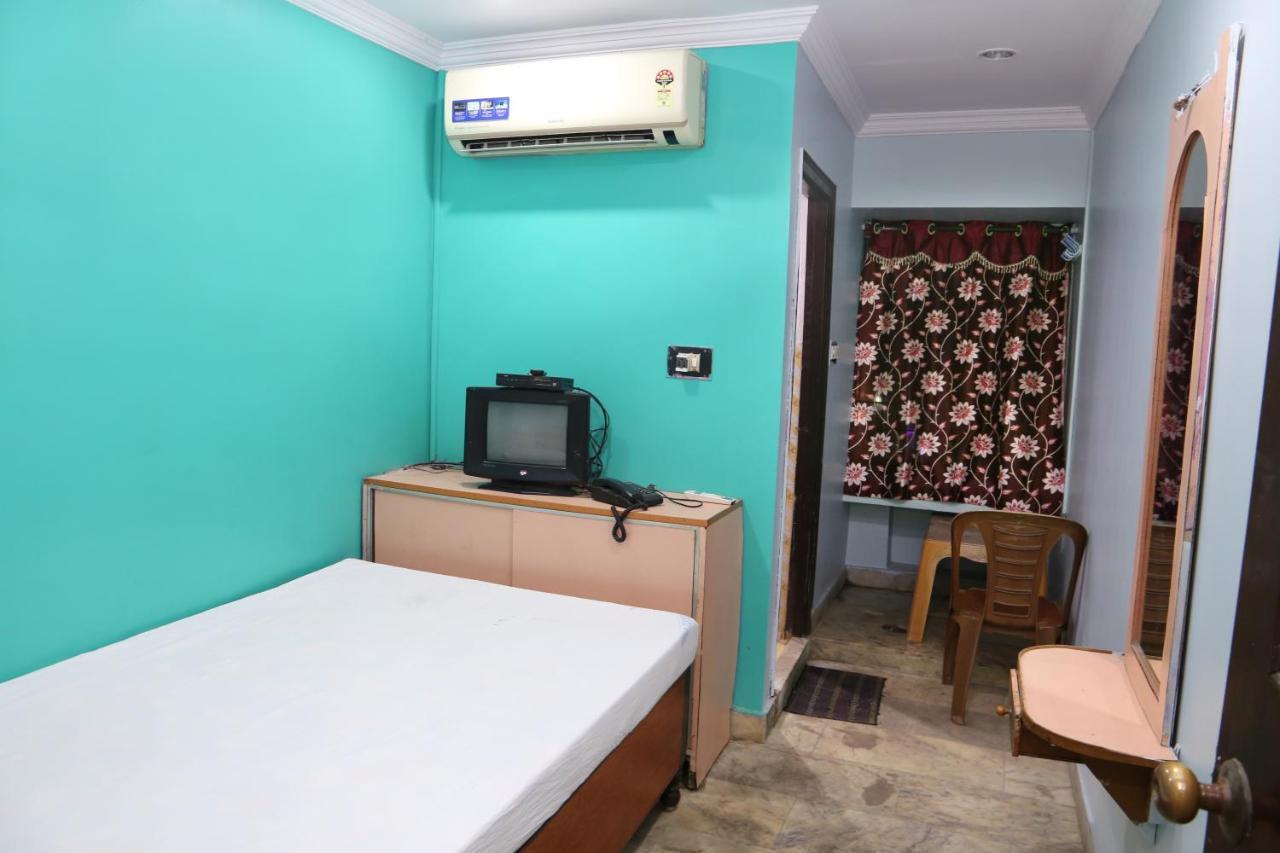 Vani Lodge Visakhapatnam Ngoại thất bức ảnh