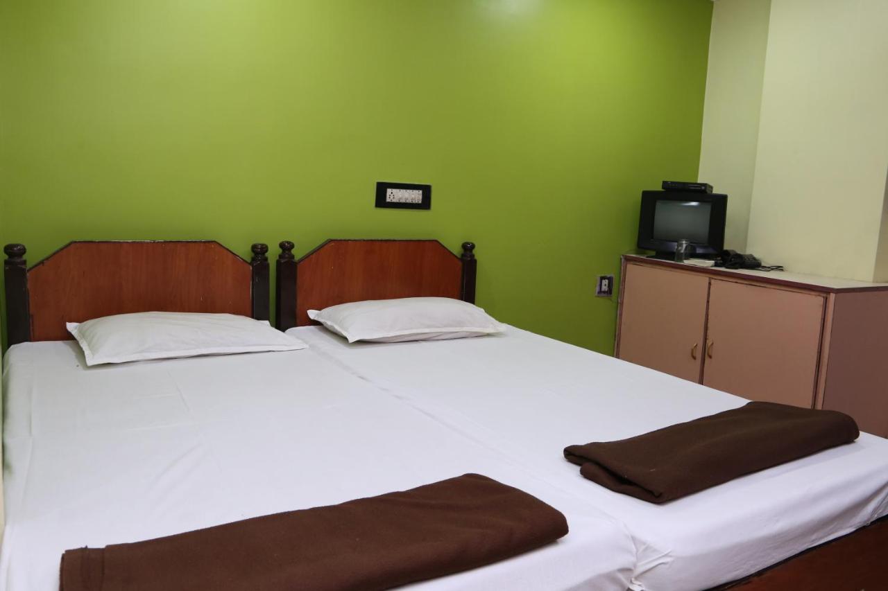 Vani Lodge Visakhapatnam Ngoại thất bức ảnh